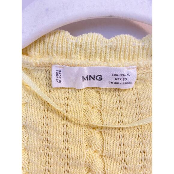 MANGO Flowers Knit Cardigan in yellow with tiny embroidered pink flowers sz. XL - Picture 4 of 9